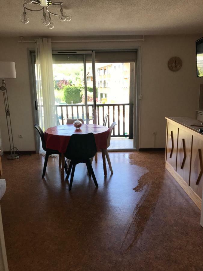 Apartment 6 Personnes